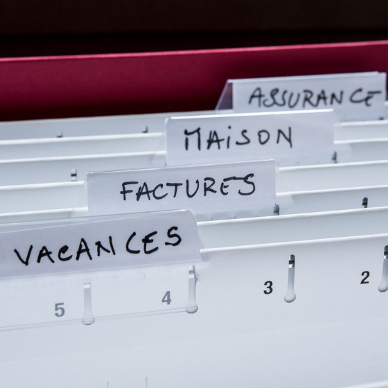 Boîte de classement à dossiers suspendus  rouge