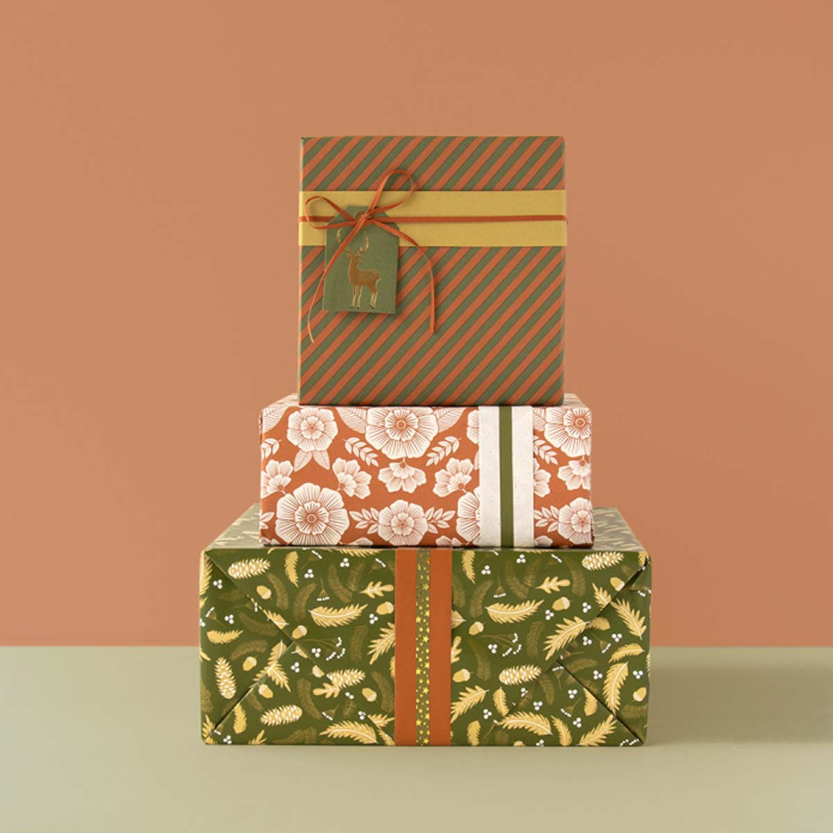 Papier cadeau de Noël 3 mètres - Vert et or - ON RANGE TOUT
