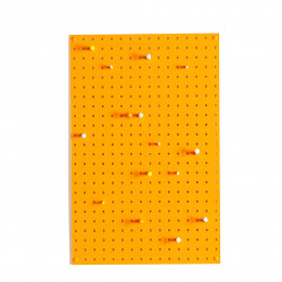 Panneau perforé orange avec 15 clous en bois taille M