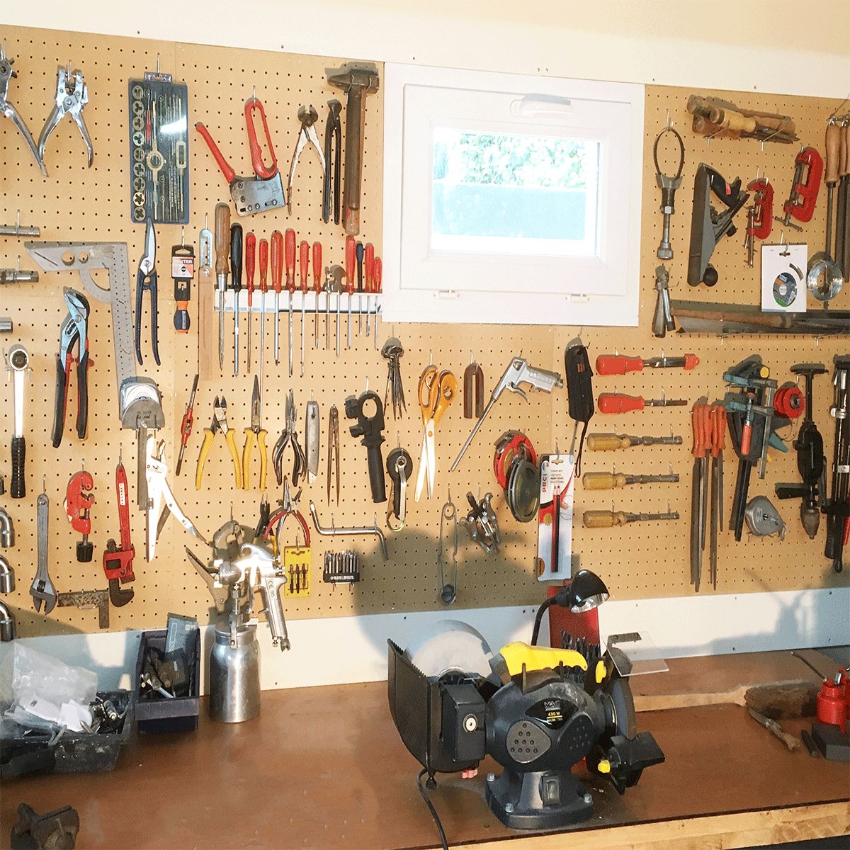 Rangements muraux pour outils de jardin - Garage - ON RANGE TOUT