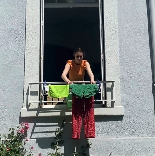 Séchoir à linge de balcon télescopique
